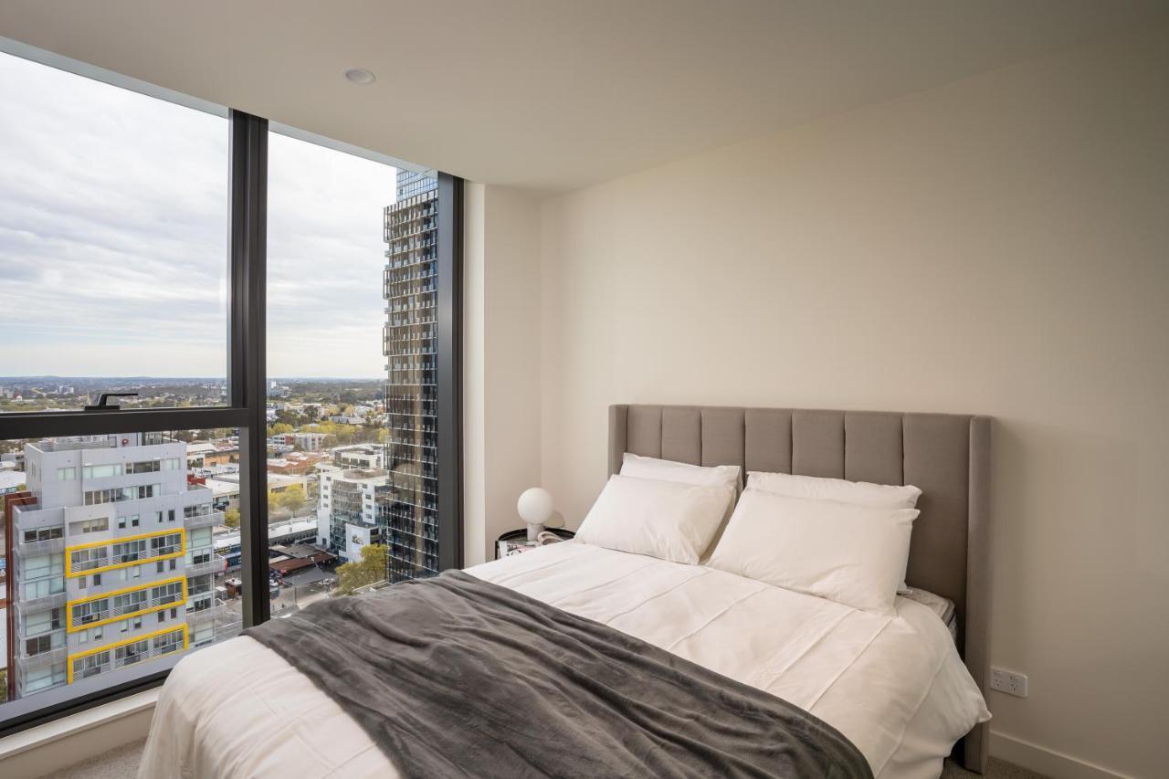 Ifsuites Melbourne Village Exterior photo
